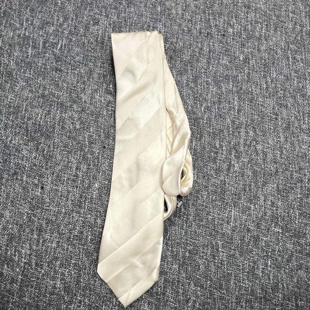 Donald Trump Signature Collection Silk Stripe Necktie